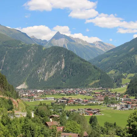 Rosa-3 By Interhome Lägenhet Mayrhofen